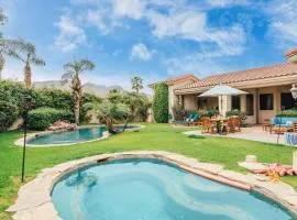 Firefly by AvantStay Spacious Backyard w Pool Hot Tub