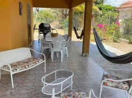 Casa Playa Malibú, 50 pasos a la playa, 3 hab, 9 pax, piscina, BBQ