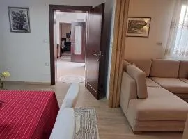 Lilo's House , Pogradec