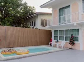 ชรินพูลวิลล่าบางแสน Bloom Villa Bangsaen Jarin Street