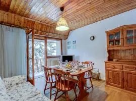 La Tana dello Scoiattolo Skiing nearby - Happy Rentals