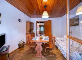 La Tana dello Scoiattolo Skiing nearby - Happy Rentals