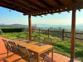 Tuscan Apartment With Panoramic Views In Iano, готель у місті La Cava