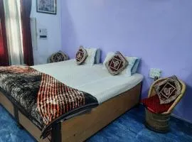 Hotel Ashu , Ntl Road
