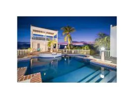 La Pura Vista Resort