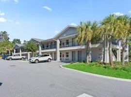 Baymont by Wyndham Ocala Suites