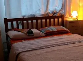Cozy Private Guest Room in Central Banbury - Perfect Rest Spot