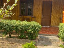 mekong riverside homestay, Hotel in Vĩnh Long