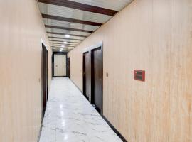 Hotel O Maharaja Hotel, хотел в Pipra