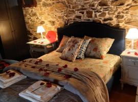 Ceira Cottage - Refúgio Romântico com Vista Serrana, ξενοδοχείο σε Gois