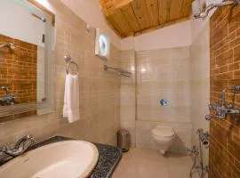 goSTOPS Mukteshwar - Private Rooms and Dorms