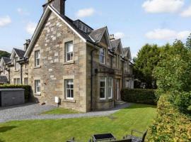Balmore - 3 Bedroom Townhouse, heart of Killin, hotel sa Killin