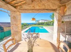 Mas Provençal, 140m2, AC, 3ch, swimming pool, view