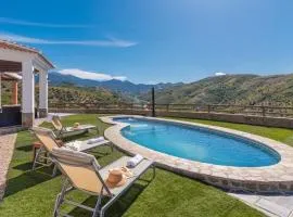 Finca La Diosa Salares by Ruralidays