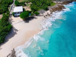 Sandcastle Beach House, hotel di The Valley