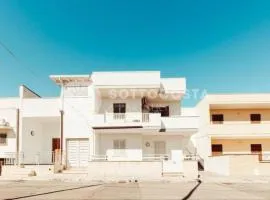 Hibiscus House - San Foca