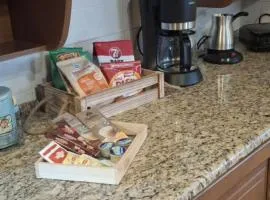 Bright & Comfortable Apartment in the City Center