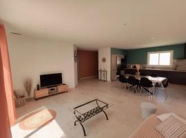 New Villa in Provence La Modèna, hotel sa Modène