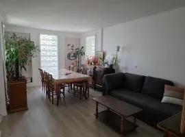 2 chambres disponibles-2min gare-15min Disney-20min Paris