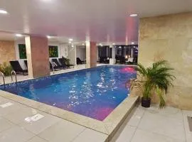 Fabulous Family Suite - Piscina Sauna Jacuzzi Mamaia Nord