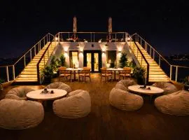 Hathor Ultra Luxury Dahabiya Cruise - Wednesday from Aswan 3 Nights , Saturday from Luxor 4 Nights & Available for Charter