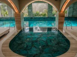 Flower Hotels & Resorts