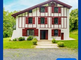 Bordazaharria – hotel w mieście Espelette