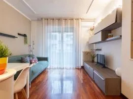 Modern 2-bed Apt Workspace - AC - Largo Dominioni - Casa Matildi