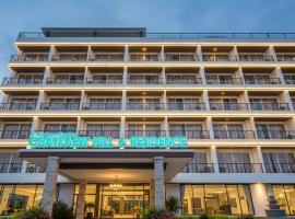Townhouse Hillview Suites Pattaya Formerly Chatkaew Suites, hotel di Nong Prue