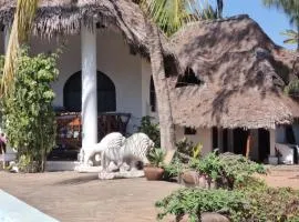 Sofia House - Beach Paradise with Kite, Dive and more