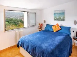 Cosy Apartment in Ancient Gabian with River and Vineyard Views