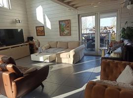 Dom z ogrodem, Hotel in Łąka