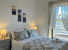 Sunny Beachfront Apartment, khách sạn ở Nerántza