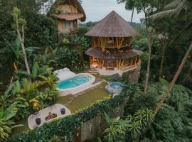 Makerti Bali - Sanctuary bamboo house, hotel en Selat