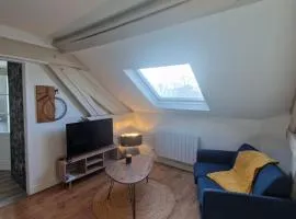 Cozy studio Libourne Train station within walking distance