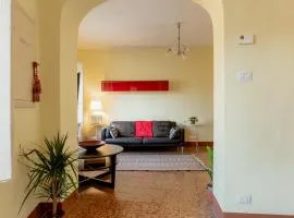 Tre finestre sull'anfitreatro Lucca