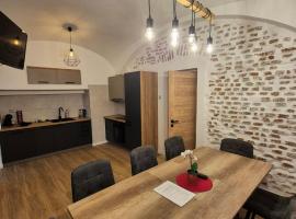 Apartmány Karina, hótel í Janské Lázně