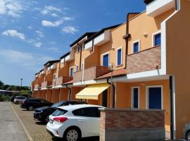 Residence Sole&Mare, hotel i Rosapineta