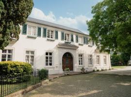 KAROLINGERHOF - Mosel, hotel em Kröv