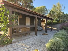 Casa Ana Almancil: Almancil şehrinde bir otel