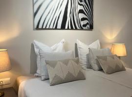 Carmen Rooms -- Boutique B&B by the sea, hotel en Nerja