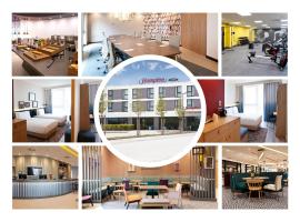 Hampton by Hilton Munich Airport South、ハルベルクモースのホテル