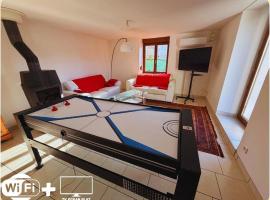 Air Hockey and Garden, hotel di Socourt