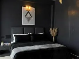 Noir Suites