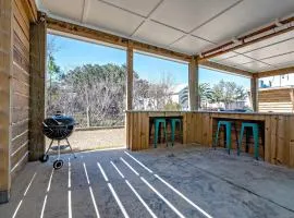 Orange Beach Cottage North & South - 2 Houses - Sleeps 10 Each - Pool Access - Prickett Properties