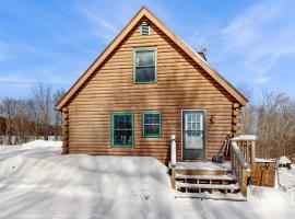 North Hill Cabin, hotell i Jay