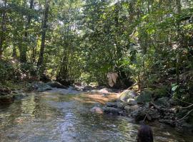 Reserva Wanaka, San Carlos, hôtel à Cocorná