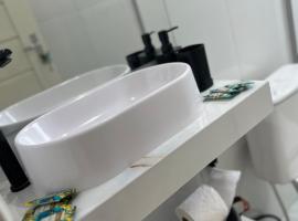 Orla Suítes - Suíte 05, Hotel in Bragança