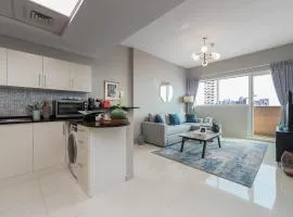 Urban Chic - Marina Bay