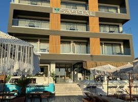 SABBAL apartments, strandhotel i Salam&iacute;s